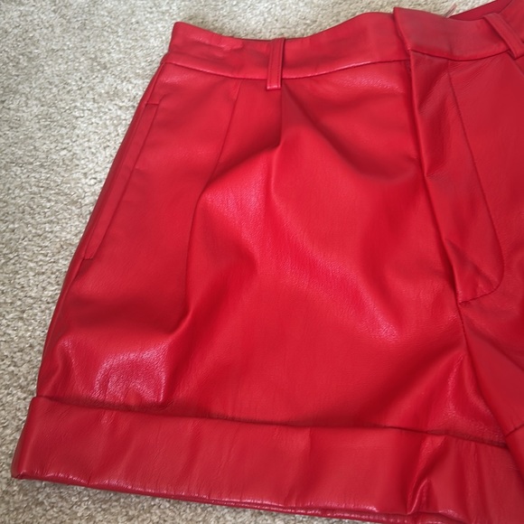 New Alice and Olivia Conry vegan leather shorts - Picture 11 of 16